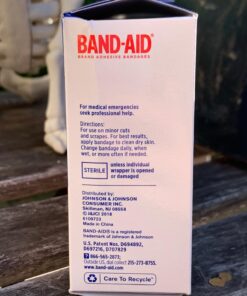 Band-Aid Brand Flexible Fabric Adhesive Bandages for Wound Care & First Aid, Assorted Sizes, 100 ct 100 Count 45 71mJeUF1uaL