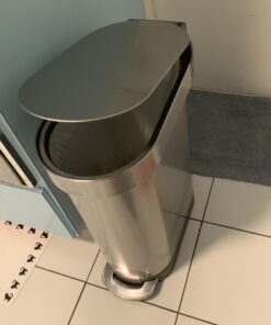 simplehuman 45 Liter / 12 Gallon Slim Hands-Free Kitchen Step Trash Can, Brushed Stainless Steel 38 71mKMBbSl L