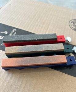 Lansky Standard Knife Sharpening System: 3-Stone Ceramic Knife Sharpener Kit with Honing Oil - LKC03 34 71mjUHh35kL