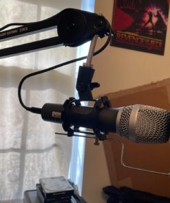 MAONO USB/XLR Podcasting Dynamic Microphone, Studio Mic Kit with Volume Control, Shock Mount, Pop Filter, Ideal for Vocal, Recording, Voice Over, Live Streaming (Gray) Gray 31 71mxCfSGnzL