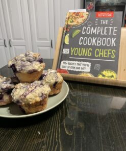 The Complete Cookbook for Young Chefs: 100+ Recipes that You'll Love to Cook and Eat 42 71mzN5kOPCL