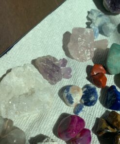 DANCING BEAR Rock, Mineral & Geodes Treasure Hunt Activity Kit (200 Pc Set) Real Shark Teeth Fossils, ID Sheet & Rock Book, STEM Rock, Mineral & Geodes Collection 60 71n1fybPvyL