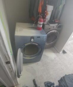 Kidde Pro 210 2A:10-B:C Fire Extinguisher, Rechargeable, Multi-Purpose for Home & Office, 4 lbs., Mounting Bracket Included , Red 1 Pack 49 71nBvIhrezL 2