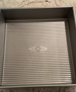 USA Pan Bakeware Square Cake Pan, 9 inch, Nonstick & Quick Release Coating, Made in the USA from Aluminized Steel 9-Inch 26 71nGD6tbIL