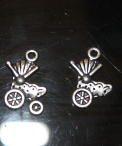 RUBYCA 160Pcs Assorted Mixed Silver Charms Pendants for Bracelets Jewelry Making Crafting Supplies, Tibetan Silver Color Charms, Just Like The Picture (Mix5) Mix 5 160 PCS 26 71nUzPSDxEL