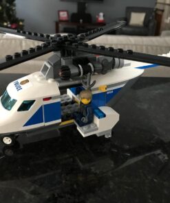 LEGO City Police High-Speed Chase 60138 Building Toy with Cop Car, Police Helicopter, and Getaway Sports Car (294 Pieces) 42 71nf3z3K aL