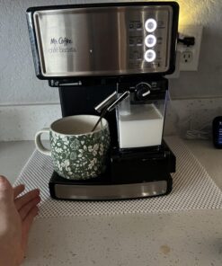 Mr. Coffee Espresso and Cappuccino Machine, Programmable Coffee Maker with Automatic Milk Frother and 15-Bar Pump, Stainless Steel,Silver 48 71ngPJw3zwL