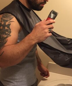 Beard King Beard Bib Apron - Christmas Gifts & Stocking Stuffers for Dad - As Seen on Shark Tank - Men's Hair Catcher for Shaving - Grooming Accessories - Packing Pouch, Black 50 71nkPk 2P9L