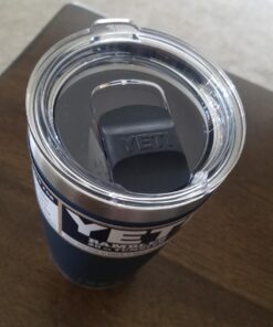 YETI Rambler 20 oz Stainless Steel Vacuum Insulated Tumbler w/MagSlider Lid Navy 1 Count (Pack of 1) 34 71o5ixDxoCL