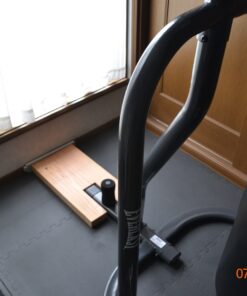 Everlast Steel Heavy Punching Bag Stand Workout Equipment for Kickboxing, Boxing, and MMA Training with 3 Plate Pegs and 100 Pound Capacity Black 51 71o68j4q kL