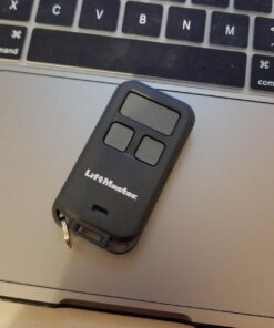 LiftMaster 890max Mini Key Chain Garage Door Opener Remote, 2.5" Long x 1.25" Wide x 1/2" Thick, Black with Gray Buttons 32 71oLucVWYRL