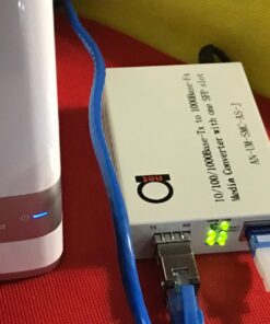 Open SFP Slot - Gigabit Ethernet - Fiber Optic Media Converter - to UTP Cat5e/Cat6 10/100/1000 Copper – AutoSensing - SFP Slot Supporting Any Mini GBIC/SFP Gigabit Type - Jumbo Frame & LLF Support 23 71oOcFdYaZL