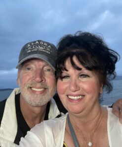 HerStyler Hair Repair Serum - Argan Oil, Vitamin E and Aloe Vera Hair Serum for Frizz Control, Shine and Straightening - Coz Love is in the Hair - 2 Fl. Oz., 60 Ml 2 Fl Oz (Pack of 1) 36 71oWvaVpGpL