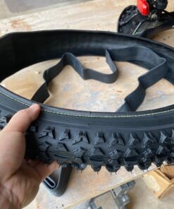 Schwinn Replacement Bike Tire, Mountain Bicycle Tires, High Traction Tread, Standard Bike Tires in Multiple Size Options Mountain/Standard 20-Inch x 1.95 Inch 38 71ocnLAwuLL