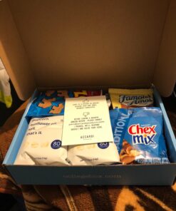 COLLEGEBOX Snack Box (50 Count) Valentines Variety Pack Care Package Gift Basket Adult Kid Guy Girl Women Men Birthday College Student Office School 47 71ofYynL3ZL