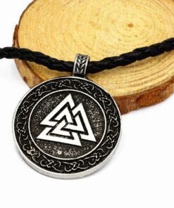 Leprato Viking Talisman Necklace for Men Norse Mjolnir Wolf Compass Valknut Amulet Pendant Nordic Viking Rune Jewelry Gifts 8 71p1tnCJadL