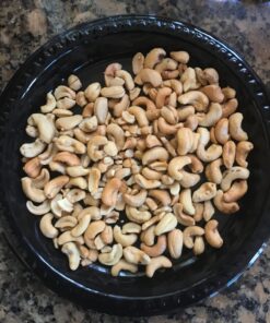 Planters Lightly Salted Deluxe Whole Cashews (1lb 2.25oz Canister) 1.14 Pound (Pack of 1) 60 71pHDhL57QL