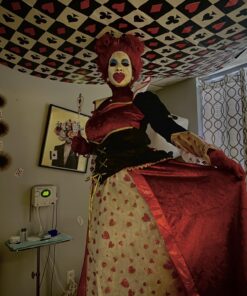 Forum Novelties womens Alice in Wonderland Costume Queen Of Hearts, Red, Standard US 18 71pXppP4sbL