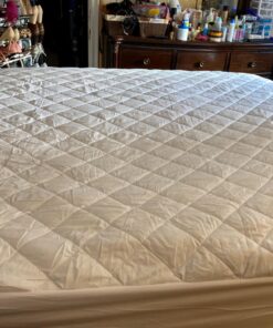 Utopia Bedding Quilted Fitted Mattress Pad (King) - Elastic Fitted Mattress Protector - Mattress Cover Stretches up to 16 Inches Deep - Machine Washable Mattress Topper White King 68 71pmNdhBFhL