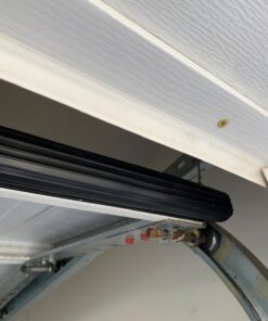 BOWSEN Garage Door Bottom Seals Weatherproof Weatherstrip Threshold Buffering Sealing High Performance EPDM Rubber Weather Resistance Gasket Black 1/4 Inch T-End, 16FT Long 16 FT Black (1/4" T-Channel End) 39 71poRc RScL