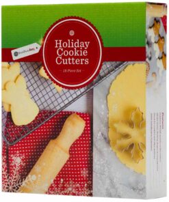 StarPack Metal Christmas Cookie Cutters Set (18pcs) - Favorite Christmas Cookie Cutter Shapes like Gingerbread Man, Star, Snowflake & other Classic Cookie Cutters Shapes - A Family Cookie Cutter Set 27 71q110YPw2L