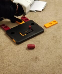 TRIXIE Flip Board Strategy Game, Intermediate Dog Puzzle Toy, Level 2 Activity, Treat Puzzle, Interactive Play, Enrichment Level 2 (Intermediate) 33 71qNckWxCnL