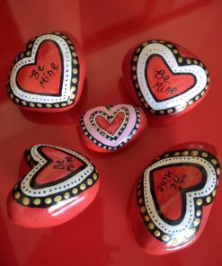 ARTISTRO Black Paint Pens for Rock Painting, Stone, Ceramic, Glass, Wood, Tire, Fabric, Metal, Canvas. Set of 5 Water Based Black Markers for Acrylic Painting Extra Fine Point Tip 5 Extra-Fine Black 44 71qjkF uYpL