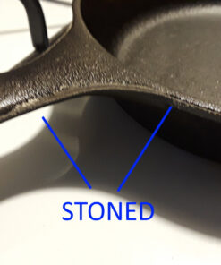 Lodge 6-1/2 Inch Cast Iron Pre-Seasoned Skillet – Signature Teardrop Handle - Use in the Oven, on the Stove, on the Grill, or Over a Campfire, Black 6.5 Inch 37 71rJP1Y2e3L