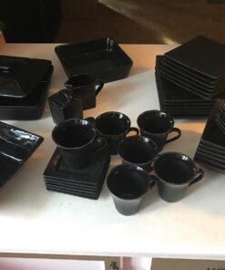 10 Strawberry Street Nova Square 45 pc Dinnerware Set, Black 34 71rXSR7FGqL