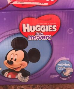 HUGGIES LITTLE MOVERS Active Baby Diapers, Size 4 (fits 22-37 lb.), 152 Ct, ECONOMY PLUS (Packaging May Vary) 37 71rYVSvLxnL