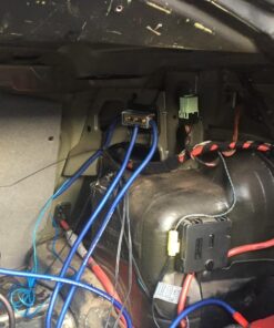 InstallGear 0/2/4 AWG Gauge Power Distribution Block 1/0 Gauge in to (4) 4/8 Gauge Out - Fuse Block for Auto, RV, Motorcycle, and Boat - Distribution Block Car Audio 1/0 Gauge In - (4) 4/8 Gauge Out 28 71raKH3dh2L