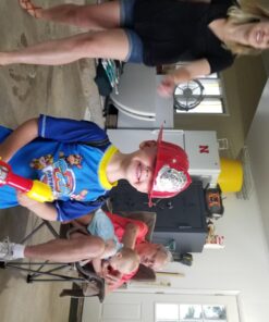 Prextex Fireman Backpack Water Guns for Kids w/Fire Hat | Water Toys Big Water Gun | Super Fast Squirt Water Blaster| All Ages Kids & Adults | Play Range Water Gun for Pool Party Favors Includes fireman hat 35 71reejU0kML