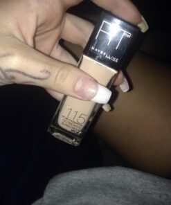 Maybelline Fit Me Dewy + Smooth Liquid Foundation Makeup, Ivory, 1 Count (Packaging May Vary) 1 Fl Oz (Pack of 1) 37 71rf8hbZkuL