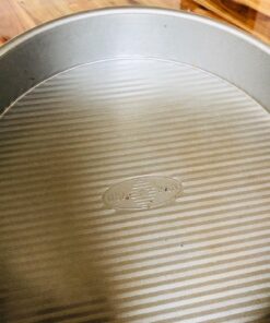 USA Pan Bakeware Nonstick Round Cake Pan, 10-Inch, Aluminized Steel 21 71rxoBWZ8FL