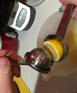 Chef's Star Lemon Squeezer Stainless Steel Citrus Juicer - Large Fruit Squeezer for Drinks - Rust-proof Juice Press, Non-Slip Manual Hand Juicer, Ideal for Juicing Lemons, Limes, Small Oranges 28 71sCu EHJxL