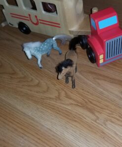 Melissa & Doug Horse Carrier Wooden Vehicle Play Set With 2 Flocked Horses and Pull-Down Ramp - Horse Figures, Wooden Horse Trailer Toy For Kids Ages 3+ 21 71sT23 fCL