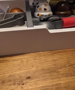 Melissa & Doug Wooden Scoop and Serve Ice Cream Counter (28 pcs) - Play Food and Accessories - Pretend Food Toys, Ice Cream Shop Toys For Kids Ages 3+ Scoop & Serve Ice Cream Counter 47 71sg3y5cZWL