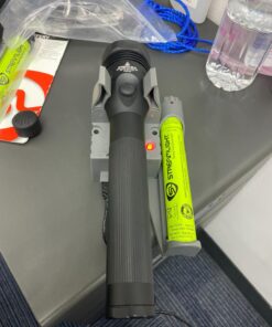 Streamlight 75458 Stinger DS LED HL 800-Lumen Rechargeable Dual Switch Flashlight with 120-Volt AC/12-Volt DC Smart Charge Piggyback Charger (NiMH), Black 120V AC/12V DC – 1 Piggyback Charger (NiMH) 53 71sluiCVy4L