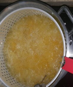 Bayou Classic 1201 10-qt Aluminum Fry Pot Features Perforated Aluminum Basket Heavy Duty Riveted Handles Perfect For Deep Frying French Fries Hush Puppies Fish & Chicken 56 71sqiPFDJpL