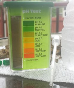 Luster Leaf 1601 Rapitest Test Kit for Soil pH, Nitrogen, Phosphorous and Potash, 1 Pack Soil Test Kit for pH, N, P and K 40 Tests 31 71srngEBYsL