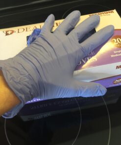 Dealmed Nitrile Medical Grade Exam Gloves, Disposable, Latex-Free, Medium (200 ct.) Medium (Pack of 200) Purple (Pack of 1) 31 71sru8VWmnL