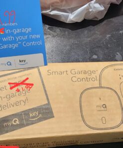 CHAMBERLAIN Smart Garage Control - Wireless Garage Hub and Sensor with Wifi & Bluetooth - Smartphone Controlled, myQ-G0401-ES, White myQ Smart Garage™ Control 38 71swYV G6pL