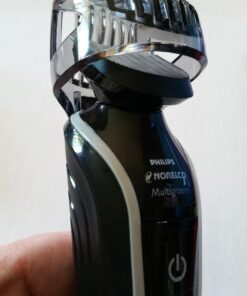 Philips Norelco Multigroom 3100 with 5 attachments and skin-friendly blades, QG3330/49 73 71t6GR68SSL