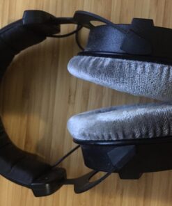beyerdynamic DT 990 Pro 250 ohm Over-Ear Studio Headphones For Mixing, Mastering, and Editing Gray 46 71tFrZOGLyL