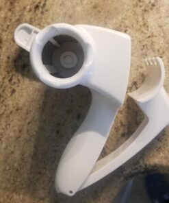 Zyliss Professional Cheese Grater, NSF Certified - Rotary Cheese Grater - Handheld Cheese Grater with Handle - Vegetable, Chocolate, Hard Cheese & Nut Grater - White Restaurant Cheese Grater 38 71tIuqrSA2L