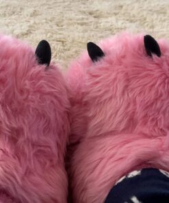 Cute Fuzzy Animal Paw Slippers Fluffy Animal Claw Slippers Soft Funny Monster House Shoes for Adults Women for Halloween Christmas Birthday Kids Winter Warm Bedroom Home Indoor Outdoor for Women 8.5 Women/7 Men Snow Bear 19 71tmYA0uyfL