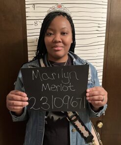 University Games Murder Mystery Party - A Taste for Wine & Murder, Multicolor (33202) A Taste for Wine and Murder 57 71tqg6NMPrL 1