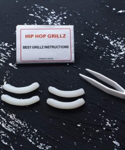 LuReen 8 Teeth Grillz 14k Gold Top and Bottom Grills Set Shiny Hip Hop Teeth Grillz + Extra Molding Bars for Halloween Costume Cosplay 15 71uBooeRlbS