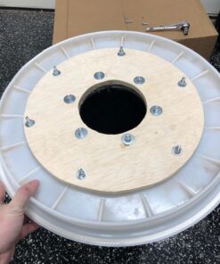 Eagle 20 Gallon Salvage Barrel Drum with Metal Ring Lever-Lock Lid, 21" Height, 21" Diameter, Blow-Molded HDPE, Yellow, 1654 58 71uFZ4vCuaL