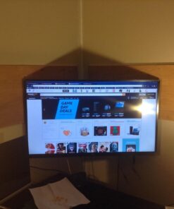 Mount-It! Articulating TV Wall Mount Corner Bracket, VESA 400 x 400 Compatible, Stable Dual Arm Full Motion, Swivel, Tilt Fits 32, 37, 40, 42, 47, 50 Inch TVs, 115 Lbs Capacity with HDMI Cable Black 44 71uISvQzXkL